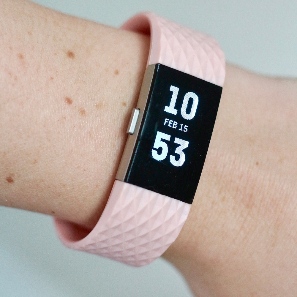 Fit Bit Charge 2 with Blush Pink Band + Acces.